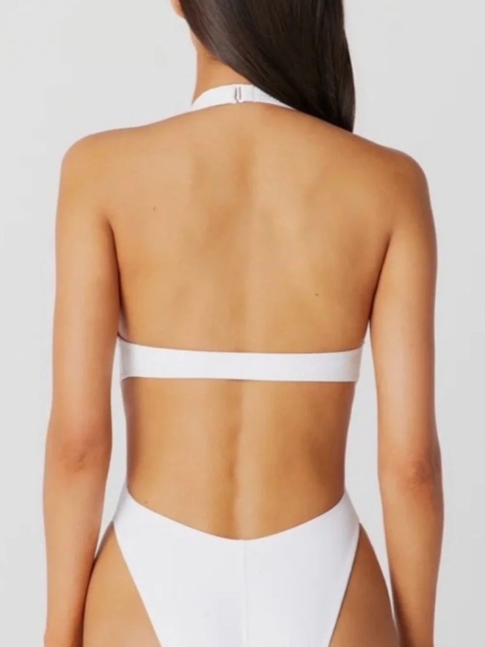 NEW GIGI C Charlie Halter One-Piece Swimsuit White Size: Medium